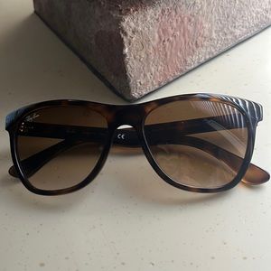 Ray ban sunglasses tortoise shell